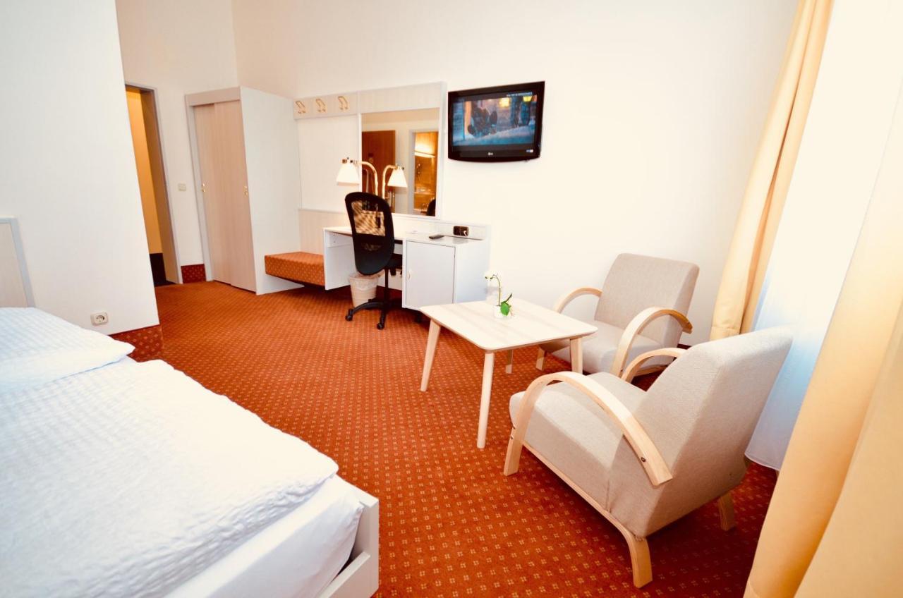 Cityhotel أويلتسن المظهر الخارجي الصورة